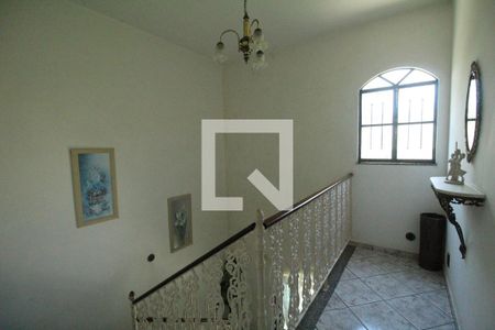 Casa de condomínio à venda com 355m², 4 quartos e 8 vagasHall para os quartos