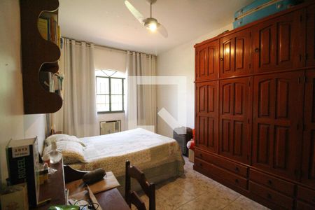 Casa de condomínio à venda com 355m², 4 quartos e 8 vagasSuíte 1