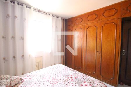 Casa de condomínio à venda com 355m², 4 quartos e 8 vagasSuíte 2