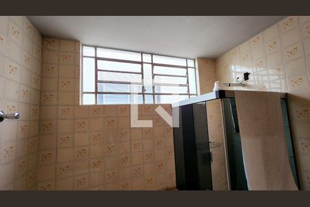 Casa à venda com 300m², 3 quartos e 6 vagas Casa à venda com 300m², 3 quartos e 6 vagasBanheiro da Suíte