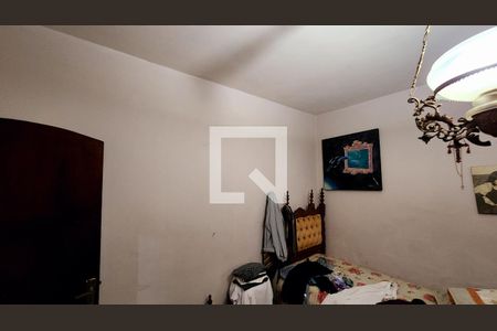 Casa à venda com 300m², 3 quartos e 6 vagas Casa à venda com 300m², 3 quartos e 6 vagasQuarto 2