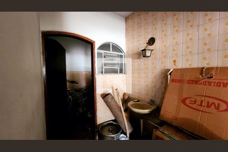 Casa à venda com 300m², 3 quartos e 6 vagas Casa à venda com 300m², 3 quartos e 6 vagasBanheiro Externo