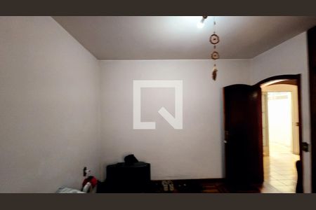 Casa à venda com 300m², 3 quartos e 6 vagas Casa à venda com 300m², 3 quartos e 6 vagasQuarto 3