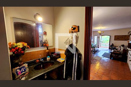 Casa à venda com 300m², 3 quartos e 6 vagas Casa à venda com 300m², 3 quartos e 6 vagasLavabo