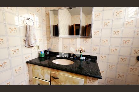 Casa à venda com 300m², 3 quartos e 6 vagas Casa à venda com 300m², 3 quartos e 6 vagasBanheiro da Suíte