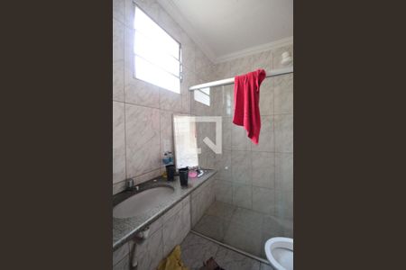 Banheiro da Suite de casa para alugar com 4 quartos, 360m² em Jardim dos Comerciários, Belo Horizonte