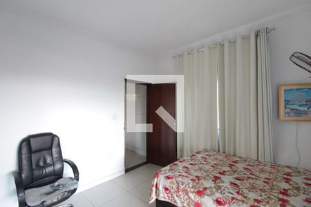 Casa para alugar com 360m², 4 quartos e 1 vagaQuarto 1