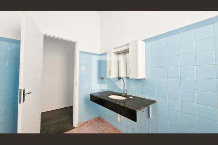 Casa à venda com 360m², 4 quartos e 5 vagasBanheiro 