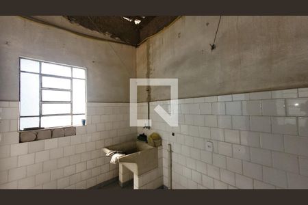 Casa à venda com 360m², 4 quartos e 5 vagasLavanderia