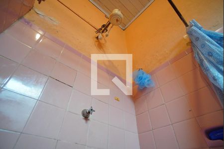 Casa à venda com 200m², 2 quartos e 2 vagasBanheiro Corredor