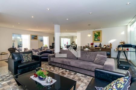 Casa à venda com 4 quartos, 500m² em Vila da Saúde, São Paulo