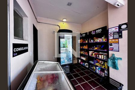 Apartamento para alugar com 60m², 2 quartos e 1 vagaMercadinho