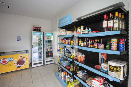 Apartamento à venda com 70m², 3 quartos e 2 vagasmercado