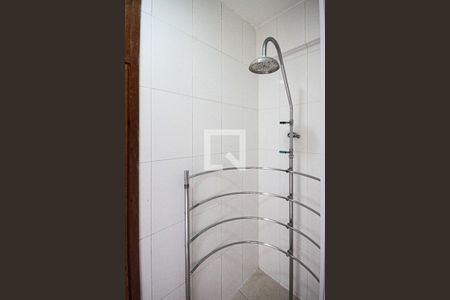 Apartamento à venda com 70m², 3 quartos e 2 vagasDucha