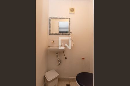 Casa à venda com 185m², 3 quartos e 3 vagasLavabo