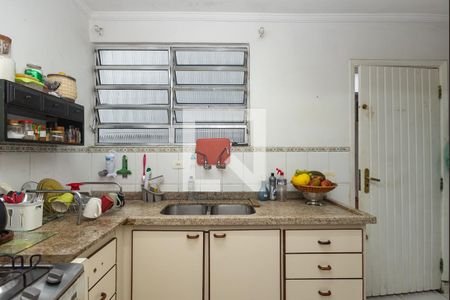 Casa à venda com 185m², 3 quartos e 3 vagasCozinha