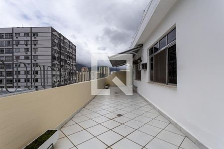 Apartamento à venda com 158m², 3 quartos e 1 vagaCobertura