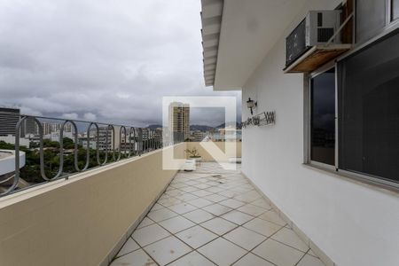 Apartamento à venda com 158m², 3 quartos e 1 vagaCobertura
