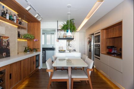 Apartamento à venda com 134m², 3 quartos e 2 vagasCozinha