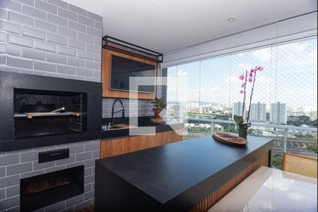 Varanda Gourmet de apartamento à venda com 3 quartos, 134m² em Vila Anastácio, São Paulo