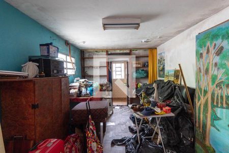 Casa à venda com 160m², 2 quartos e 2 vagas Casa à venda com 160m², 2 quartos e 2 vagasQuarto Suíte