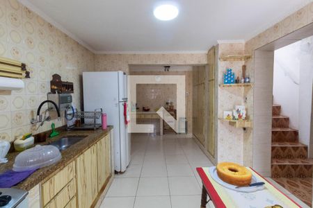Casa à venda com 160m², 2 quartos e 2 vagas Casa à venda com 160m², 2 quartos e 2 vagasCozinha