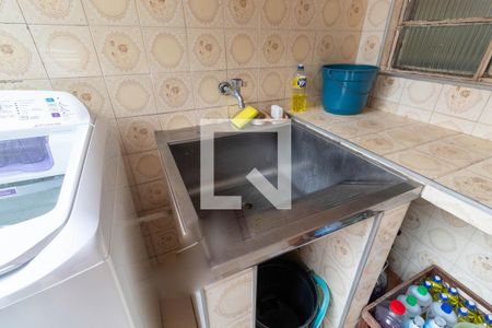 Casa à venda com 160m², 2 quartos e 2 vagas Casa à venda com 160m², 2 quartos e 2 vagasLavanderia