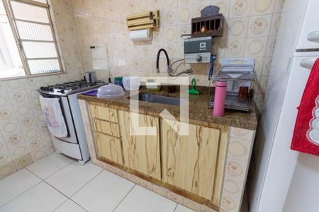 Casa à venda com 160m², 2 quartos e 2 vagas Casa à venda com 160m², 2 quartos e 2 vagasCozinha