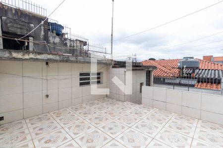 Casa à venda com 160m², 2 quartos e 2 vagas Casa à venda com 160m², 2 quartos e 2 vagasVaranda