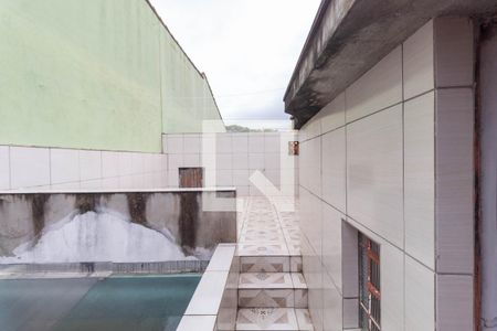 Casa à venda com 160m², 2 quartos e 2 vagas Casa à venda com 160m², 2 quartos e 2 vagasVaranda