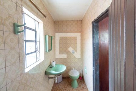 Casa à venda com 160m², 2 quartos e 2 vagas Casa à venda com 160m², 2 quartos e 2 vagasBanheiro da Suíte