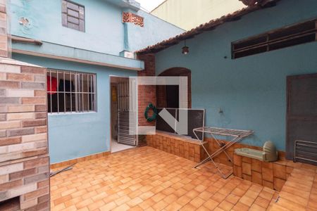 Casa à venda com 160m², 2 quartos e 2 vagas Casa à venda com 160m², 2 quartos e 2 vagasQuintal