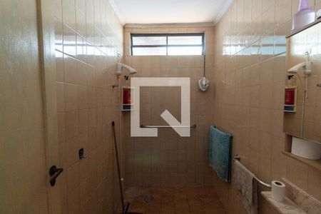 Casa à venda com 160m², 2 quartos e 2 vagas Casa à venda com 160m², 2 quartos e 2 vagasBanheiro 2