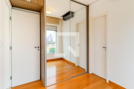 Apartamento à venda com 71m², 2 quartos e 3 vagasSuíte 2