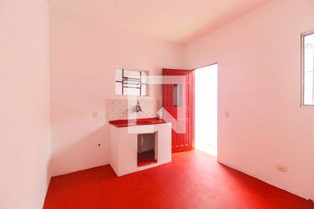 Cozinha de casa para alugar com 1 quarto, 20m² em Cidade Nitro Operária, São Paulo