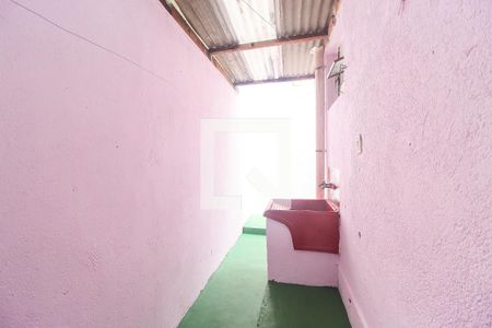 Casa para alugar com 20m², 1 quarto e sem vaga Casa para alugar com 20m², 1 quarto e sem vagaÁrea de Serviço