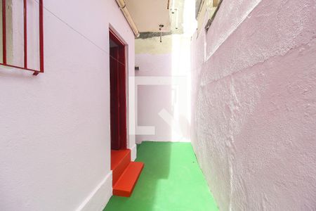 Casa para alugar com 20m², 1 quarto e sem vaga Casa para alugar com 20m², 1 quarto e sem vagaCorredor