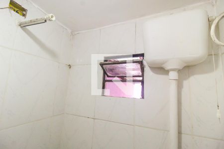 Banheiro de casa para alugar com 1 quarto, 20m² em Cidade Nitro Operária, São Paulo