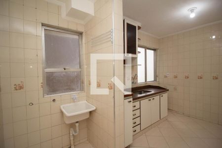 Apartamento à venda com 69m², 3 quartos e 1 vagaÁrea de Serviço