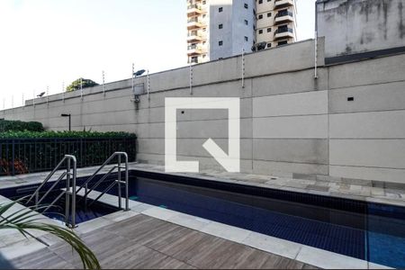 Apartamento à venda com 42m², 2 quartos e sem vagaÁrea comum - Piscina
