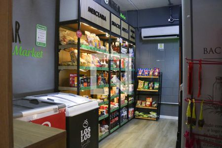 Apartamento à venda com 42m², 2 quartos e sem vagaMercado