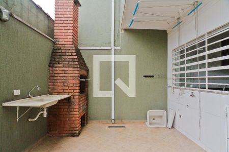 Casa à venda com 240m², 4 quartos e 2 vagas Casa à venda com 240m², 4 quartos e 2 vagasÁrea serviço