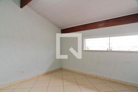 Casa à venda com 240m², 4 quartos e 2 vagas Casa à venda com 240m², 4 quartos e 2 vagasQuarto de Serviço