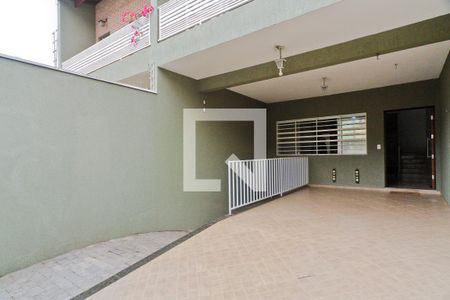 Casa à venda com 240m², 4 quartos e 2 vagas Casa à venda com 240m², 4 quartos e 2 vagasGaragem