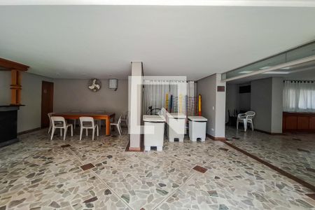 Apartamento para alugar com 160m², 4 quartos e 2 vagas Apartamento para alugar com 160m², 4 quartos e 2 vagasÁrea comum - Salão de festas