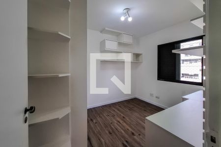 Apartamento para alugar com 160m², 4 quartos e 2 vagas Apartamento para alugar com 160m², 4 quartos e 2 vagasQuarto 3