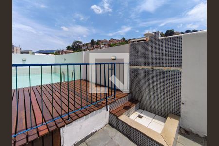 Apartamento à venda com 62m², 1 quarto e 1 vagaÁrea comum - Piscina