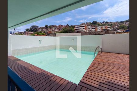 Apartamento à venda com 62m², 1 quarto e 1 vagaÁrea comum - Piscina