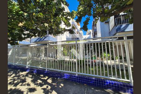 Apartamento à venda com 85m², 3 quartos e 1 vaga Apartamento à venda com 85m², 3 quartos e 1 vagaFachada