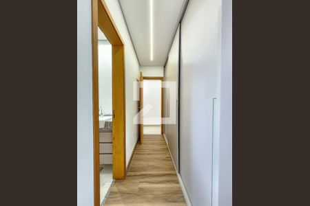 Apartamento para alugar com 124m², 2 quartos e 2 vagas Apartamento para alugar com 124m², 2 quartos e 2 vagasCloset da suíte